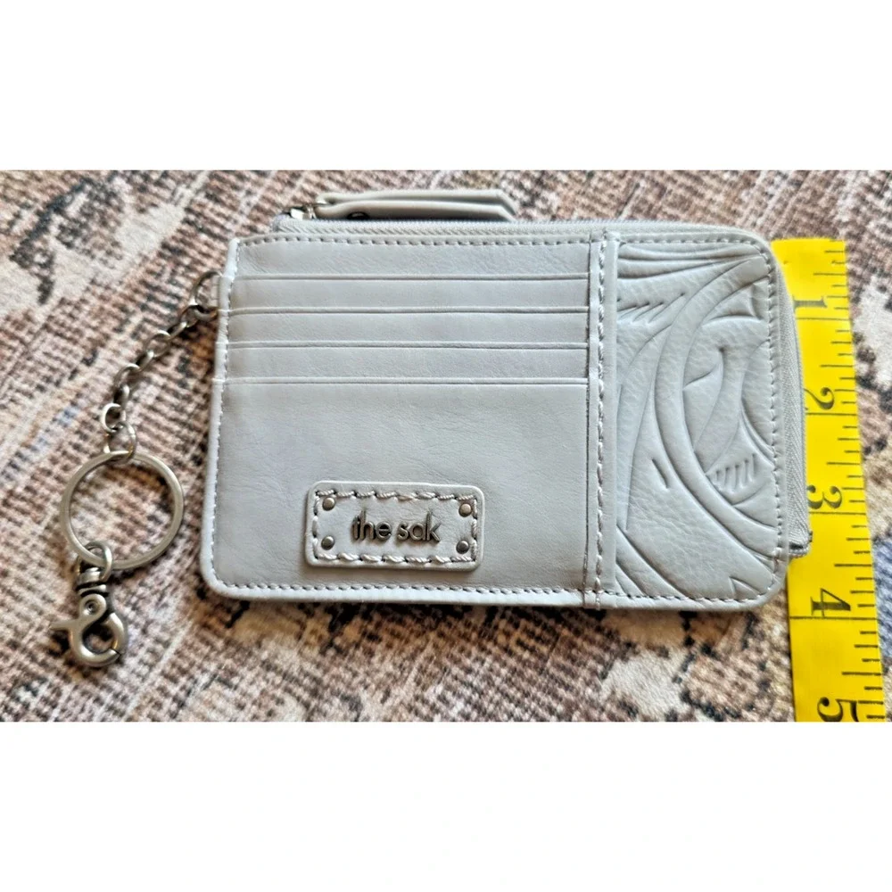 The Sak Iris Leather Card Wallet Gray Embossed Floral ID Coin Pouch Keychain